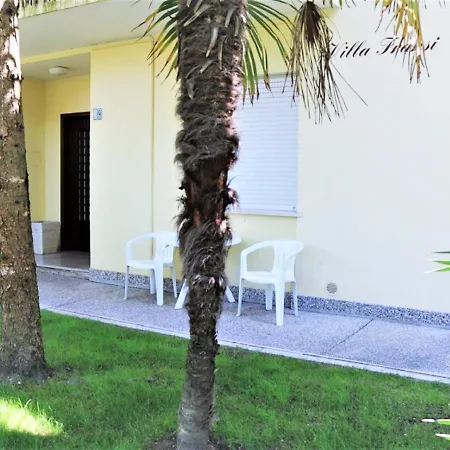 Charming In With Private Terrace Bibione