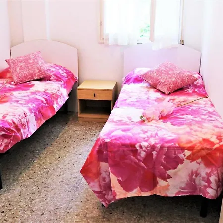 Charming In With Private Terrace Apartment