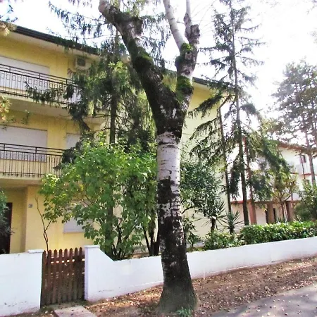 Charming In With Private Terrace Apartman Bibione
